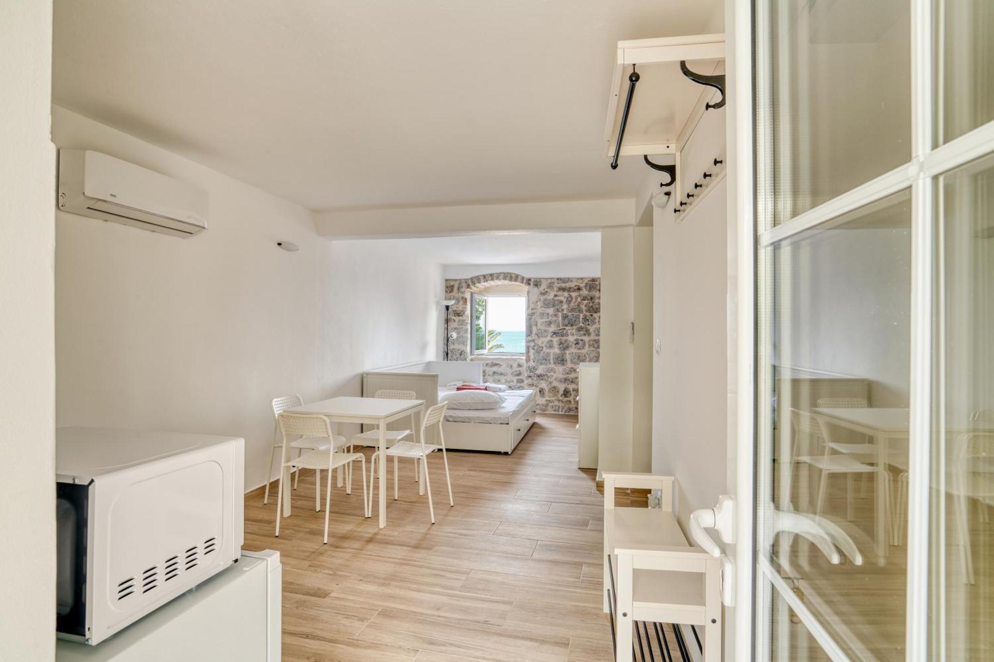 Sm Beach Residence Petrovac Eksteriør billede
