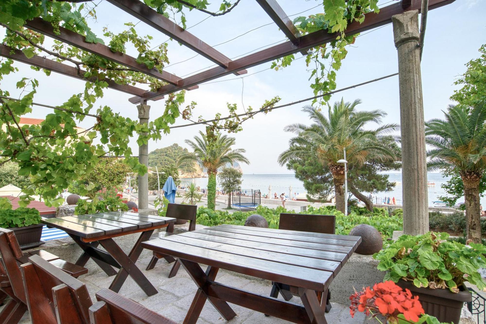Sm Beach Residence Petrovac Værelse billede